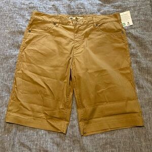 BNWT - Men’s size 34 MEC shorts